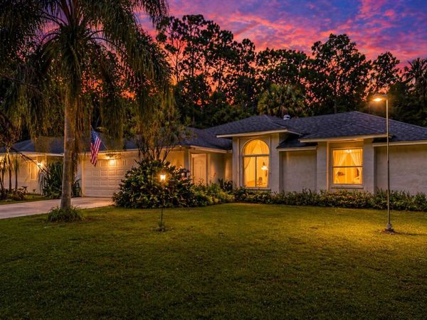 15884 North Road , Loxahatchee, FL 33470