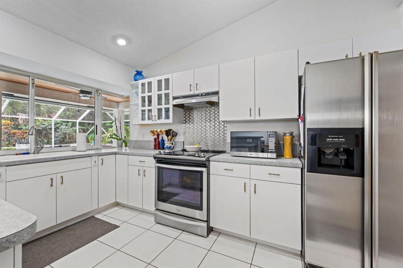 15884 North Road , Loxahatchee, FL 33470 Photo