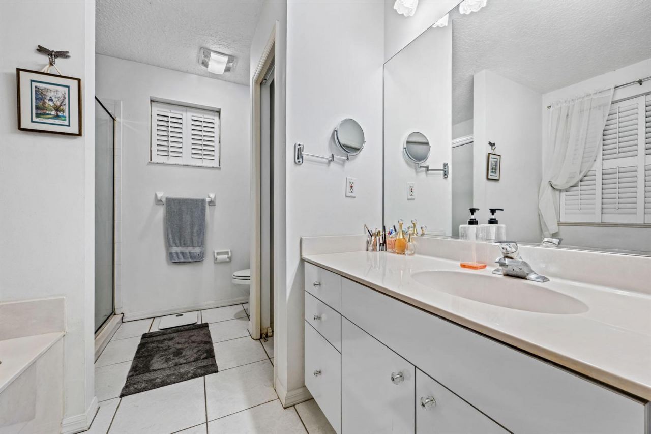 15884 North Road , Loxahatchee, FL 33470 Photo