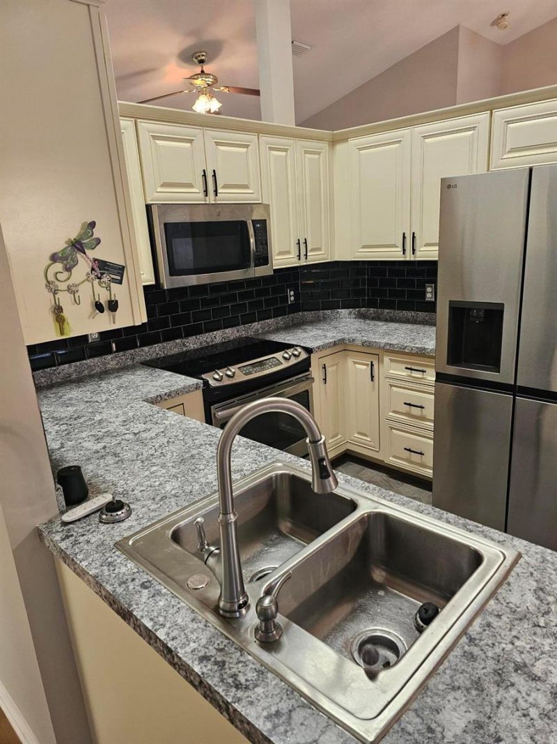 1120 Fairfield Lane , Sebastian, FL 32958 Photo