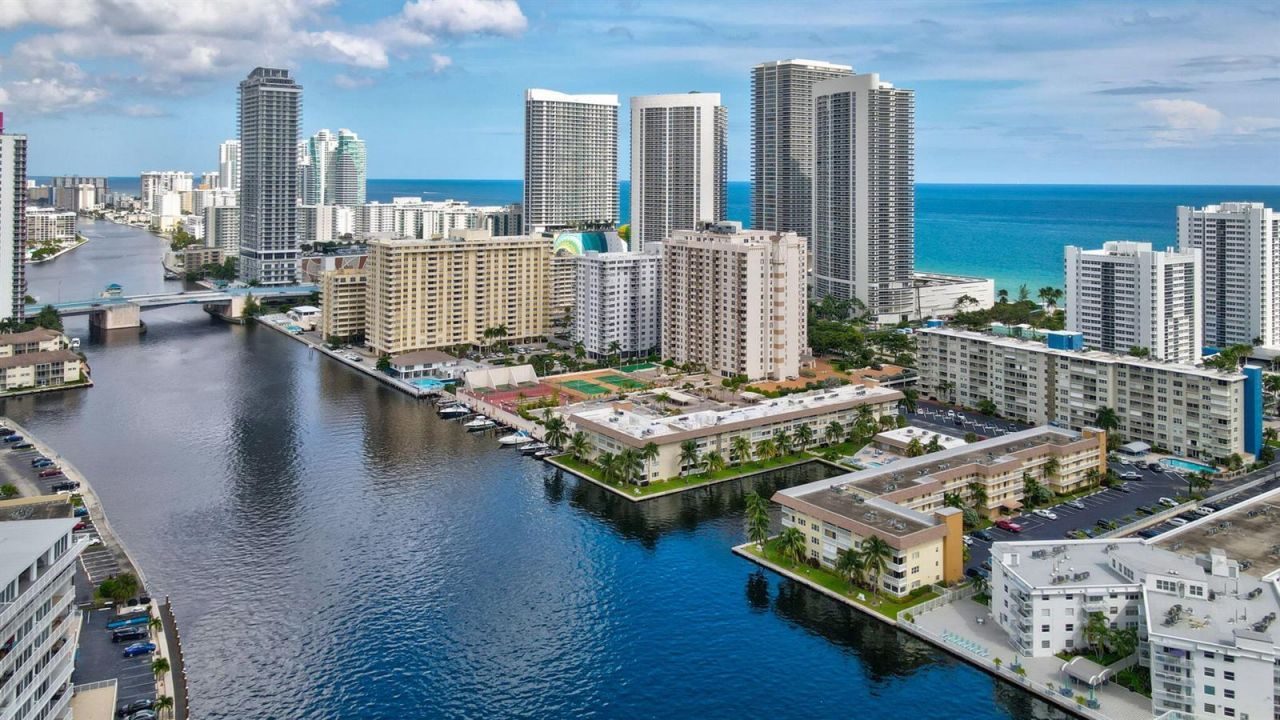 1891 S Ocean Drive , Unit 202, Hallandale Beach, FL 33009 Photo