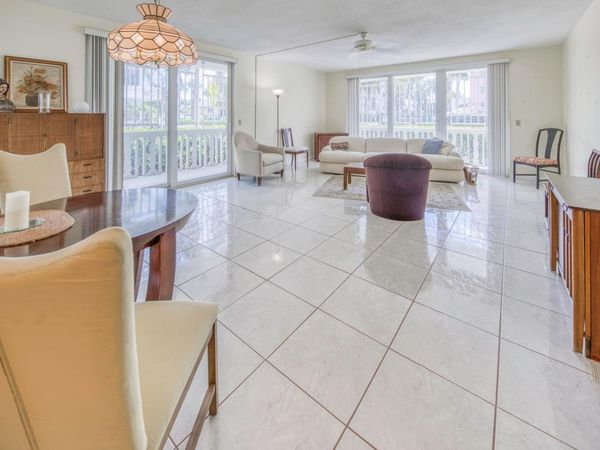 1 S Lakeside Drive , Unit A4, Lake Worth, FL 33460
