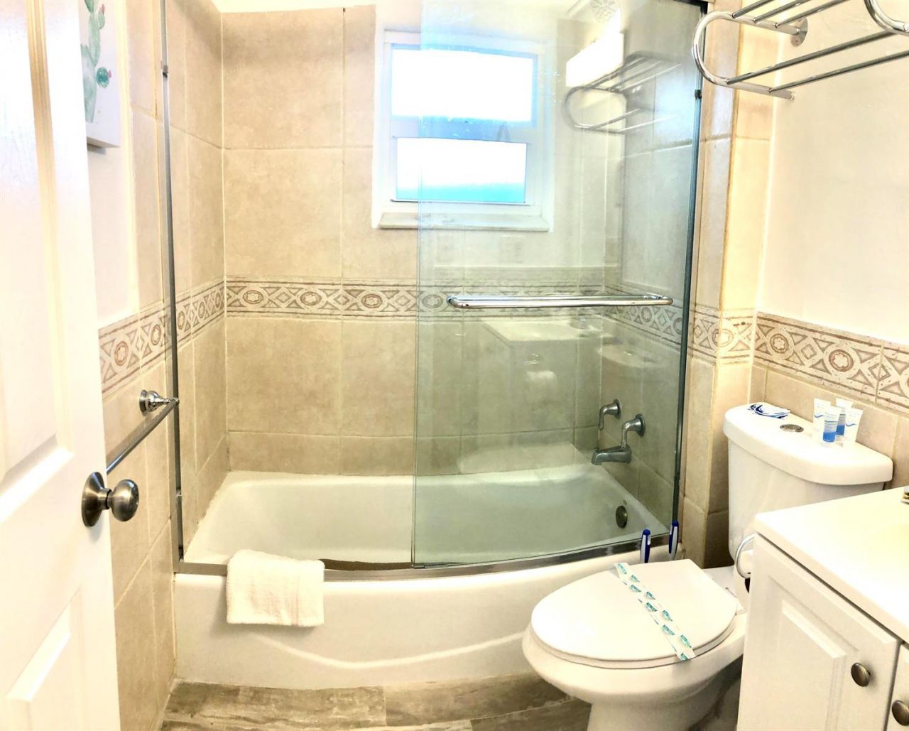 226 S Palmway , Unit 1, Lake Worth, FL 33460 Photo