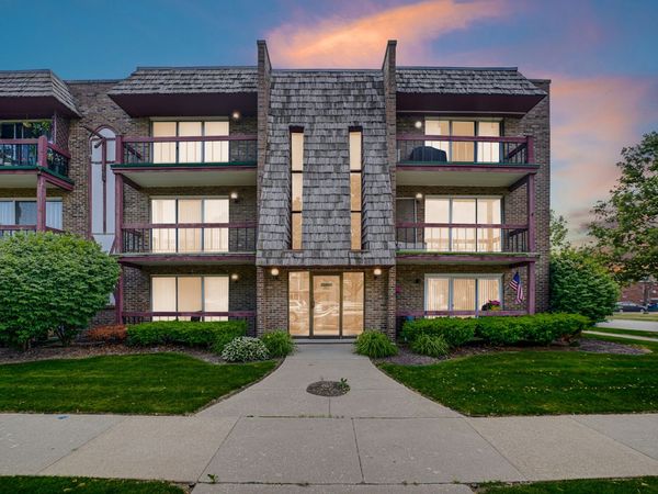 11000 S Keating Avenue, Unit 3C, Oak Lawn, IL 60453