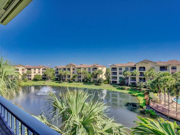 500 Uno Lago Drive , Unit 402, Juno Beach, FL 33408