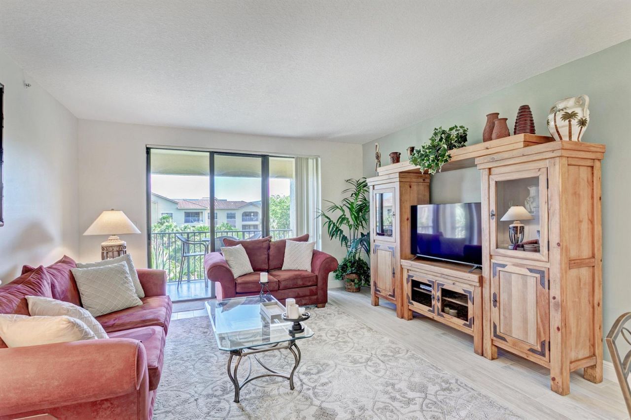 500 Uno Lago Drive , Unit 402, Juno Beach, FL 33408 Photo