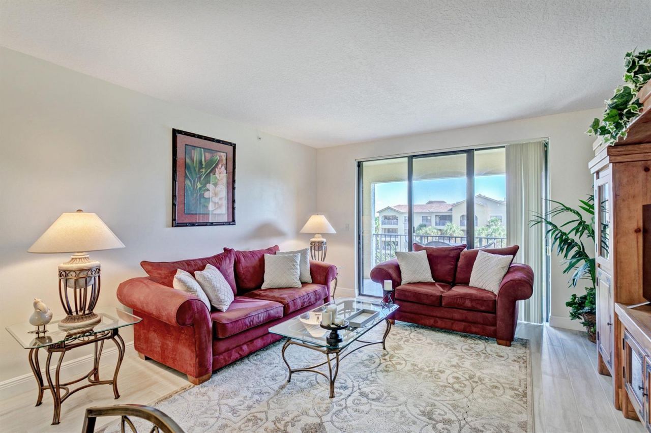 500 Uno Lago Drive , Unit 402, Juno Beach, FL 33408 Photo