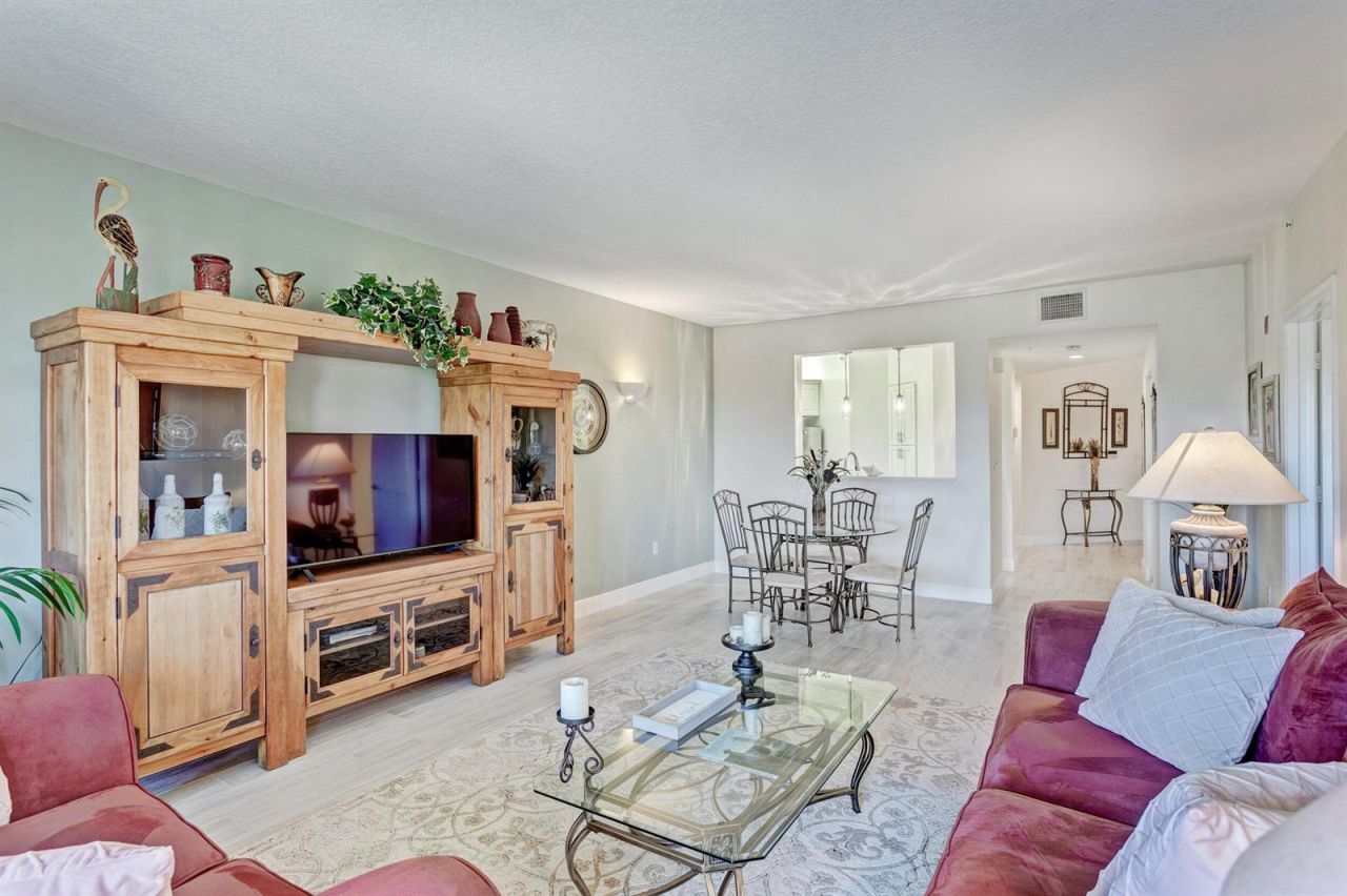 500 Uno Lago Drive , Unit 402, Juno Beach, FL 33408 Photo