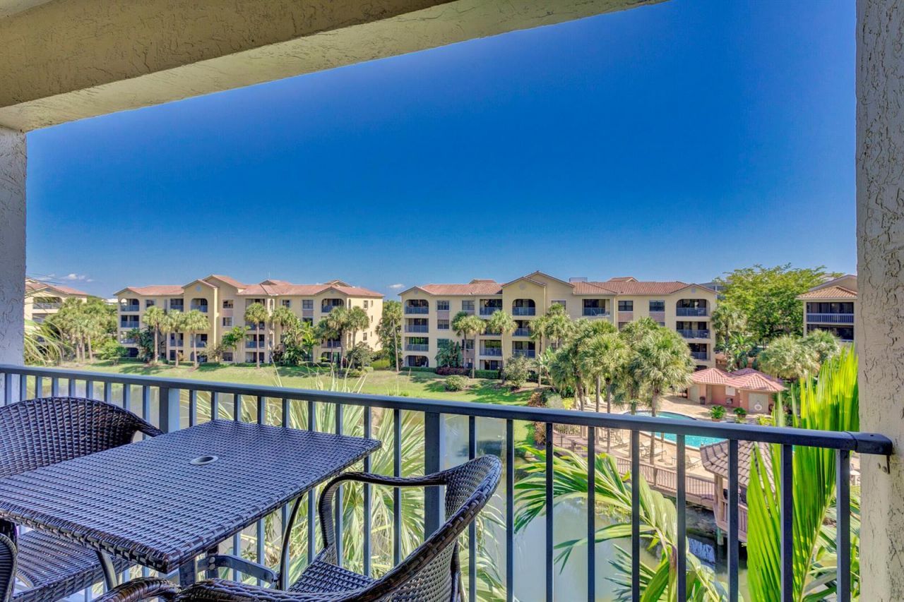 500 Uno Lago Drive , Unit 402, Juno Beach, FL 33408 Photo