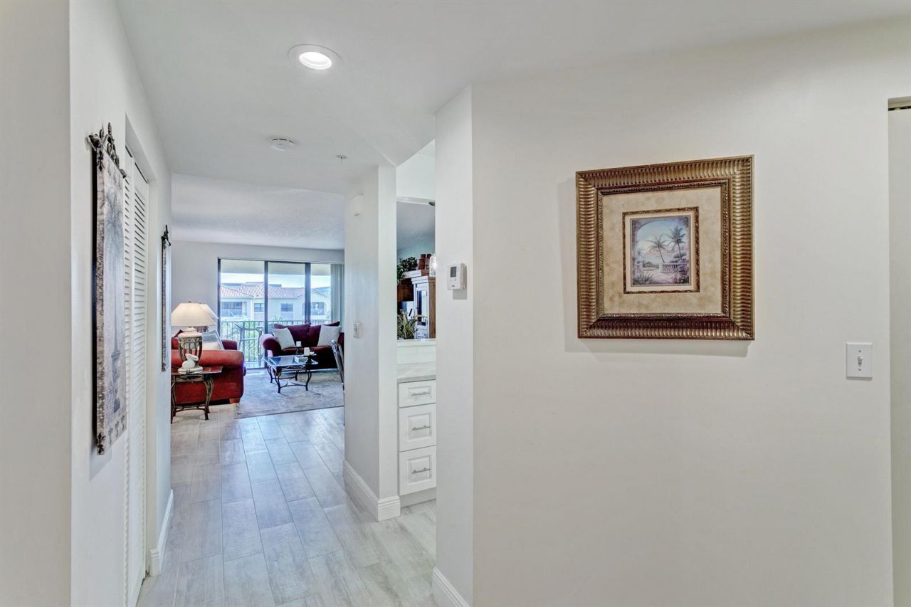 500 Uno Lago Drive , Unit 402, Juno Beach, FL 33408 Photo