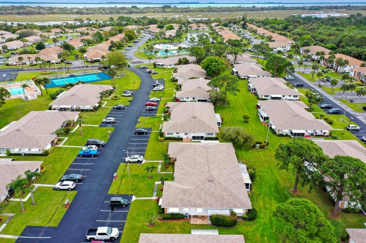 1212 Lakes End Drive , Unit D, Fort Pierce, FL 34982 Photo