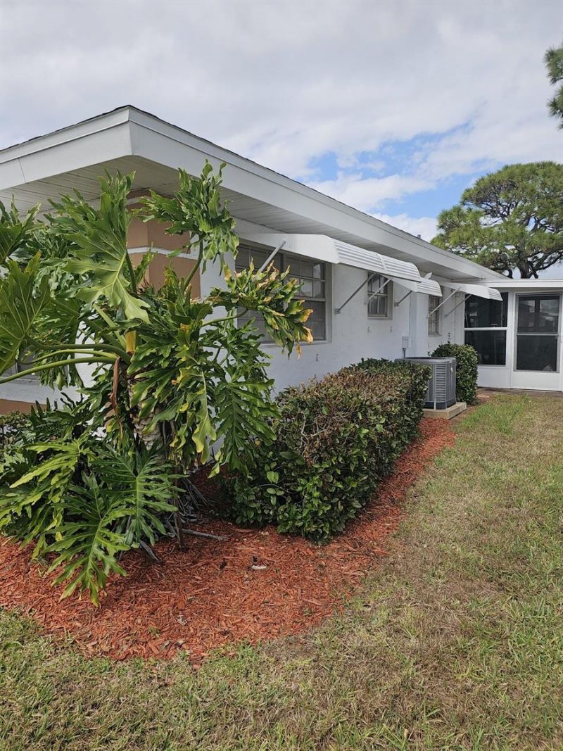 1212 Lakes End Drive , Unit D, Fort Pierce, FL 34982 Photo