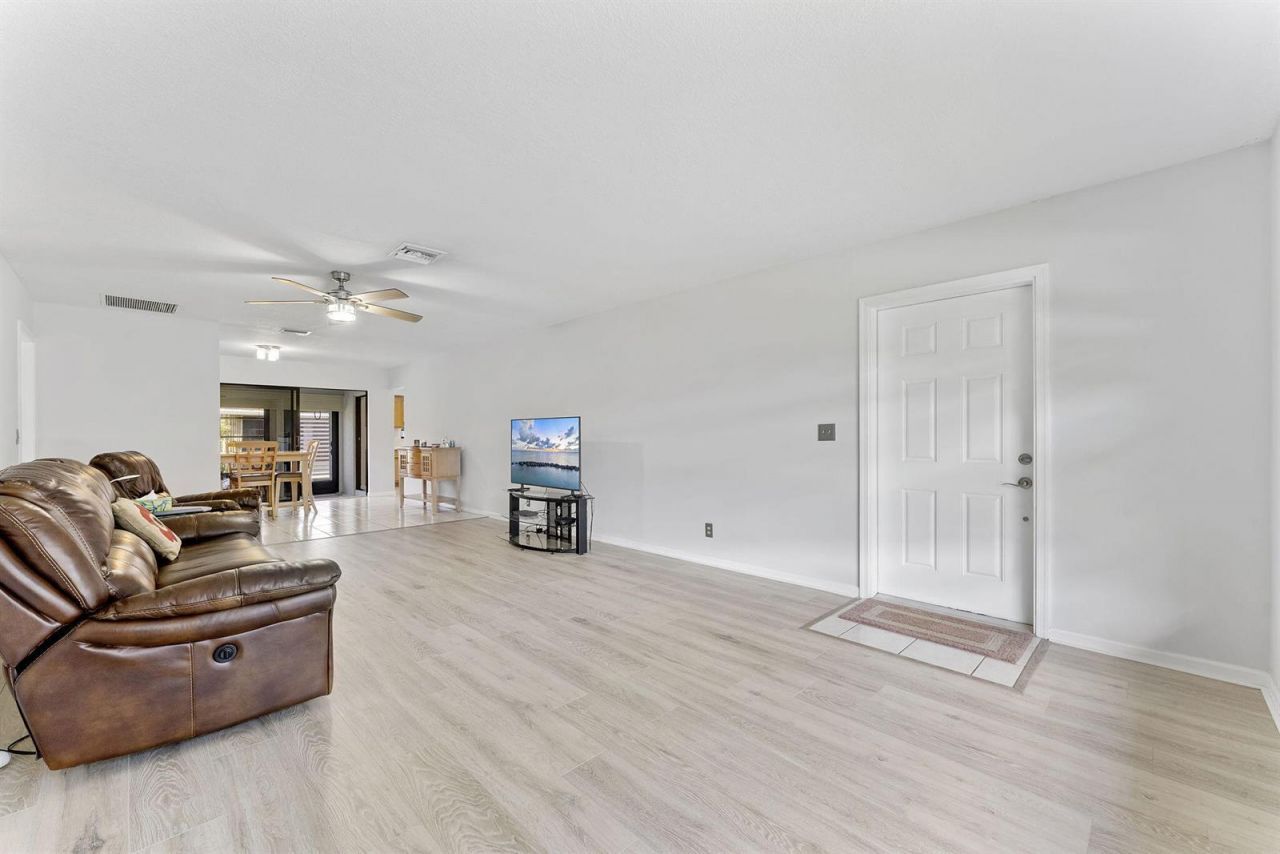 9860 Pecan Tree Drive , Unit A, Boynton Beach, FL 33436 Photo
