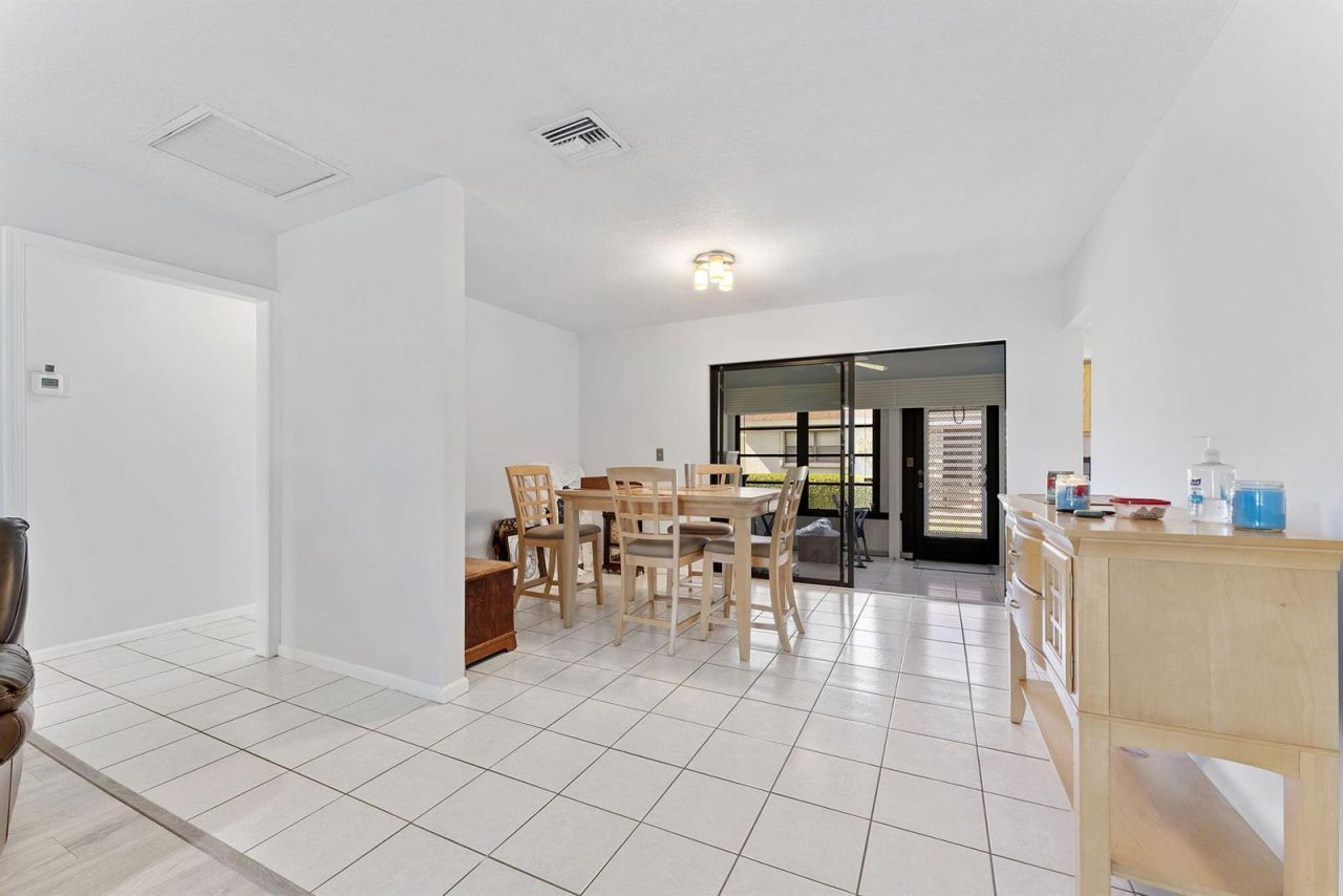 9860 Pecan Tree Drive , Unit A, Boynton Beach, FL 33436 Photo