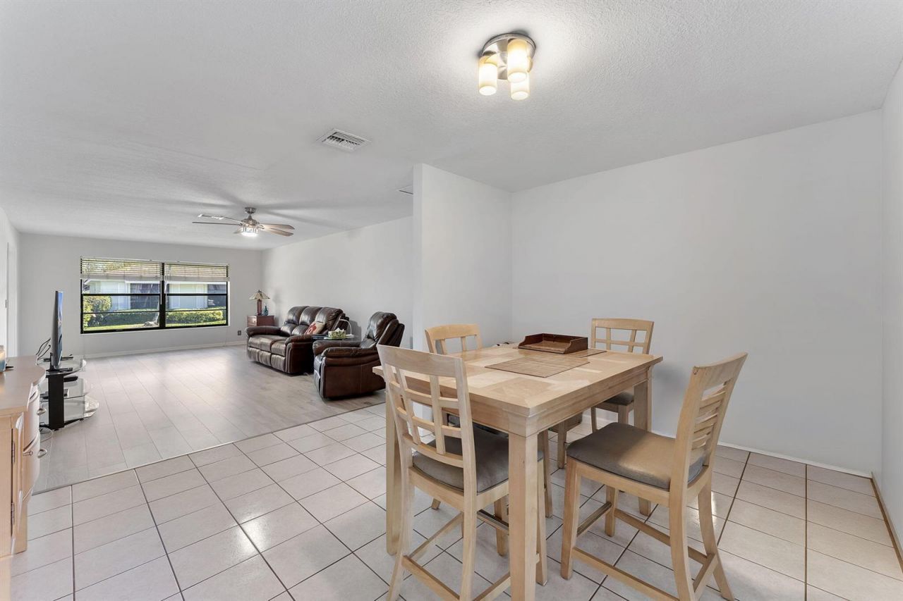 9860 Pecan Tree Drive , Unit A, Boynton Beach, FL 33436 Photo
