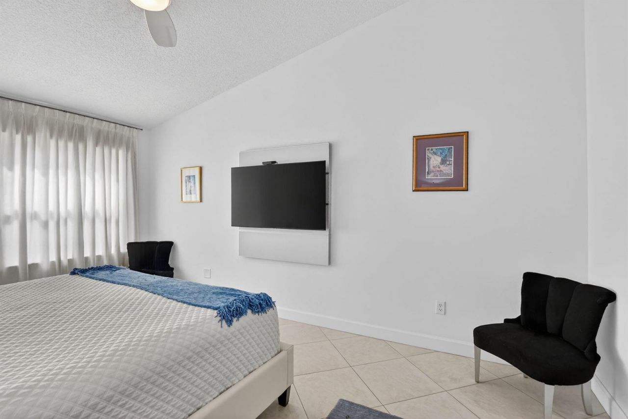 17227 Boca Club Boulevard , Unit 3, Boca Raton, FL 33487 Photo