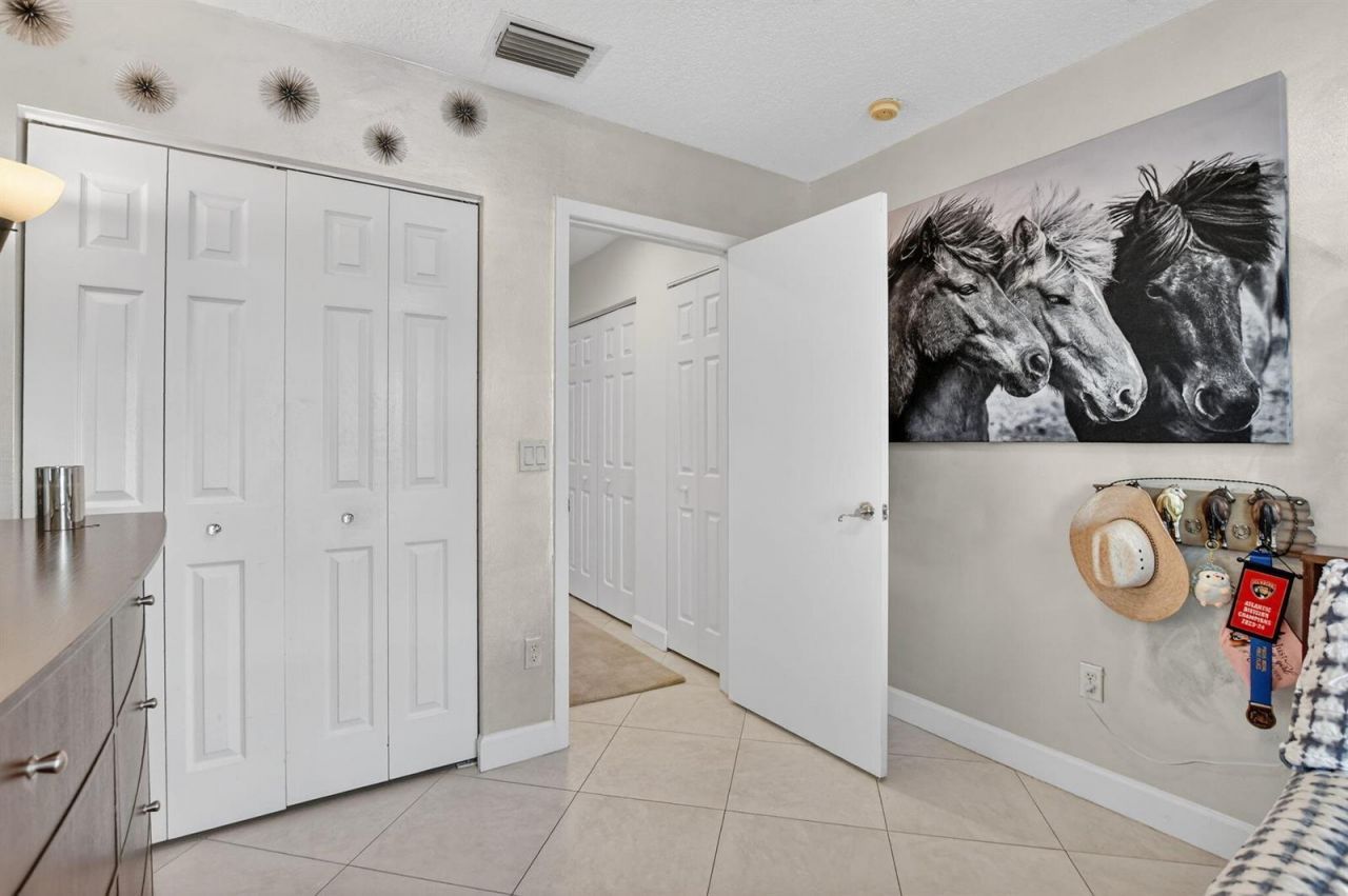 17227 Boca Club Boulevard , Unit 3, Boca Raton, FL 33487 Photo