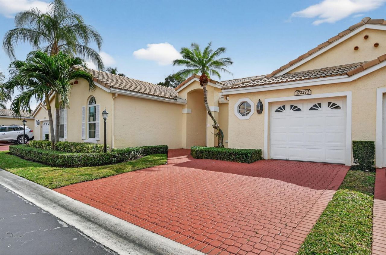 17227 Boca Club Boulevard , Unit 3, Boca Raton, FL 33487 Photo