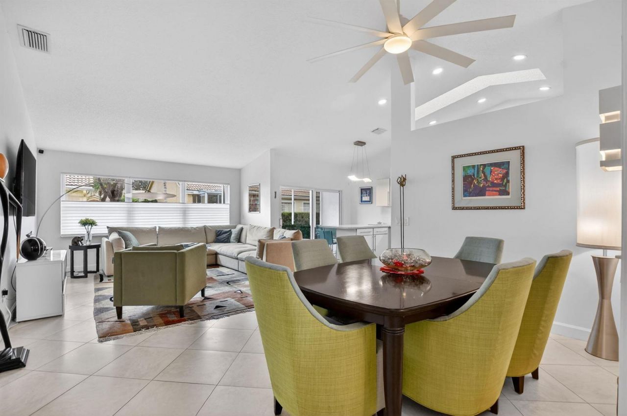 17227 Boca Club Boulevard , Unit 3, Boca Raton, FL 33487 Photo