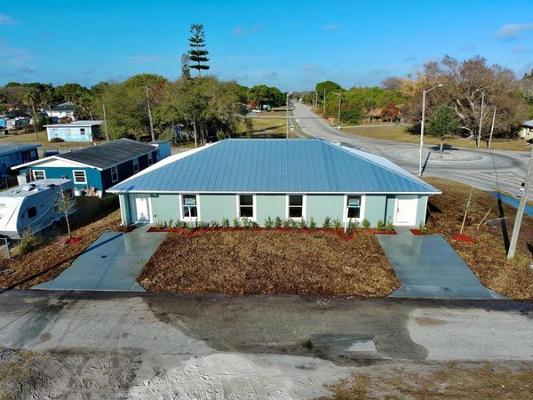 1795 N 16th Court , Fort Pierce, FL 34950