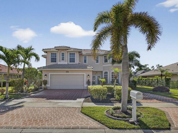 123 Fernwood Crescent , Royal Palm Beach, FL 33411
