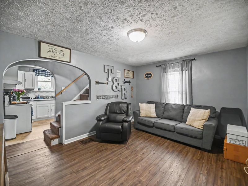 905 Charles Street , Galion, OH 44833 Photo 5