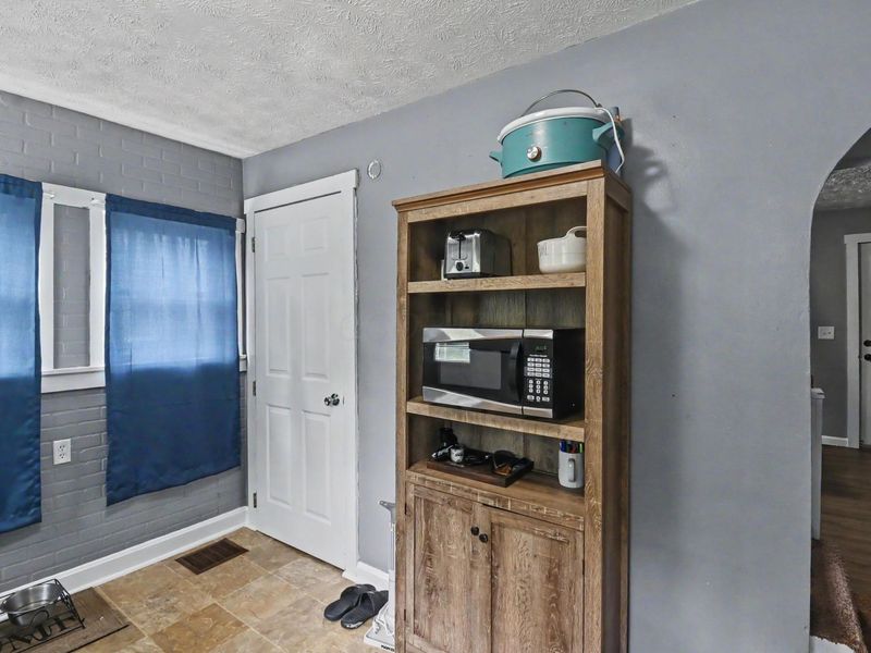 905 Charles Street , Galion, OH 44833 Photo 7