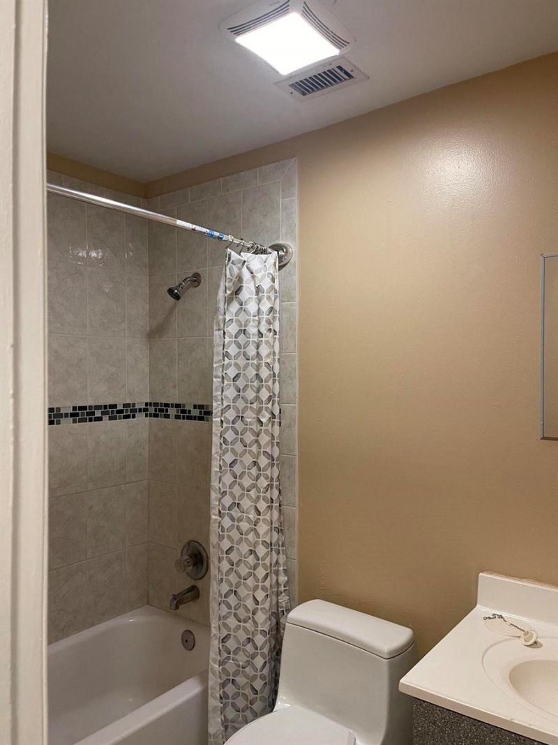 940 W 36th Street , Unit 1, Riviera Beach, FL 33404 Photo