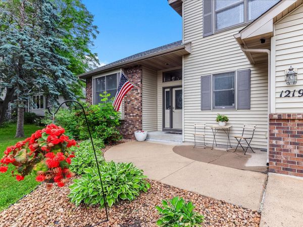 1219 15th Street SE, Forest Lake, MN 55025