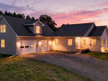 4992 W Birchview Road, Grasston, MN 55030
