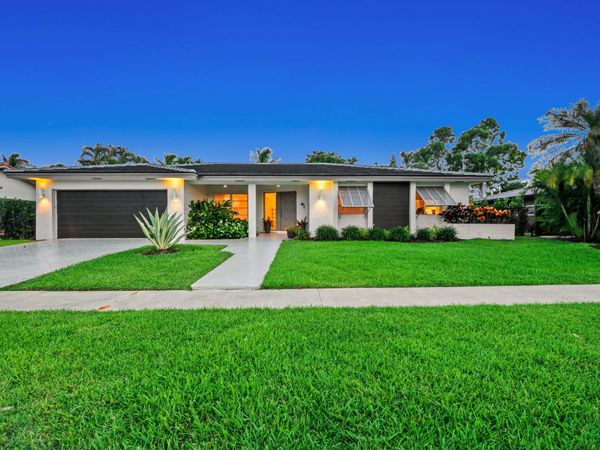 16731 Harbor Court, Weston, FL 33326