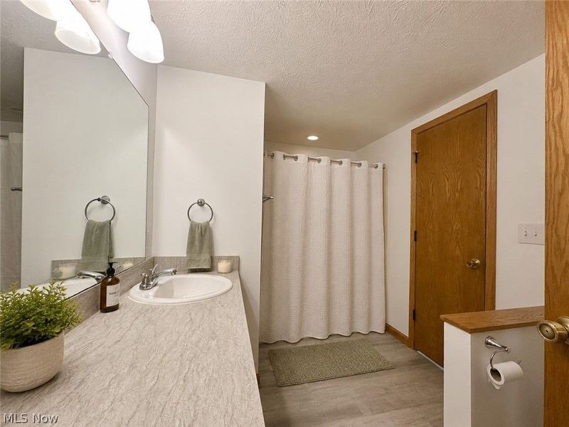 2193 Pinebrook Trail, Cuyahoga Falls, OH 44223 Photo 11