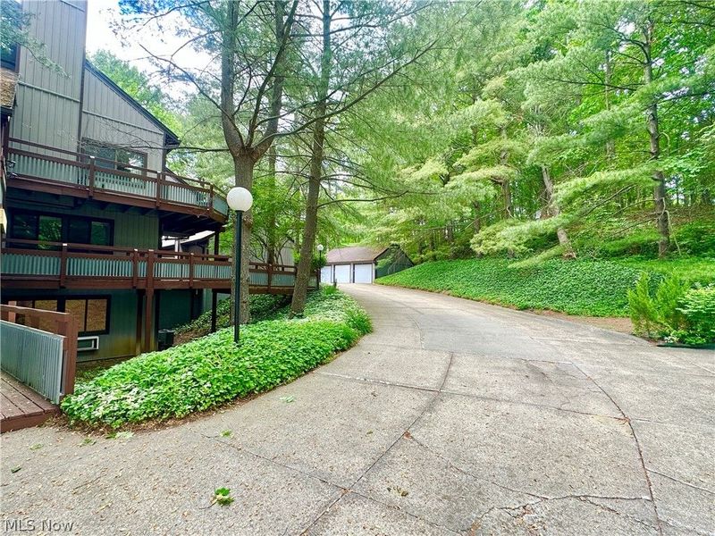 2193 Pinebrook Trail, Cuyahoga Falls, OH 44223 Photo 20