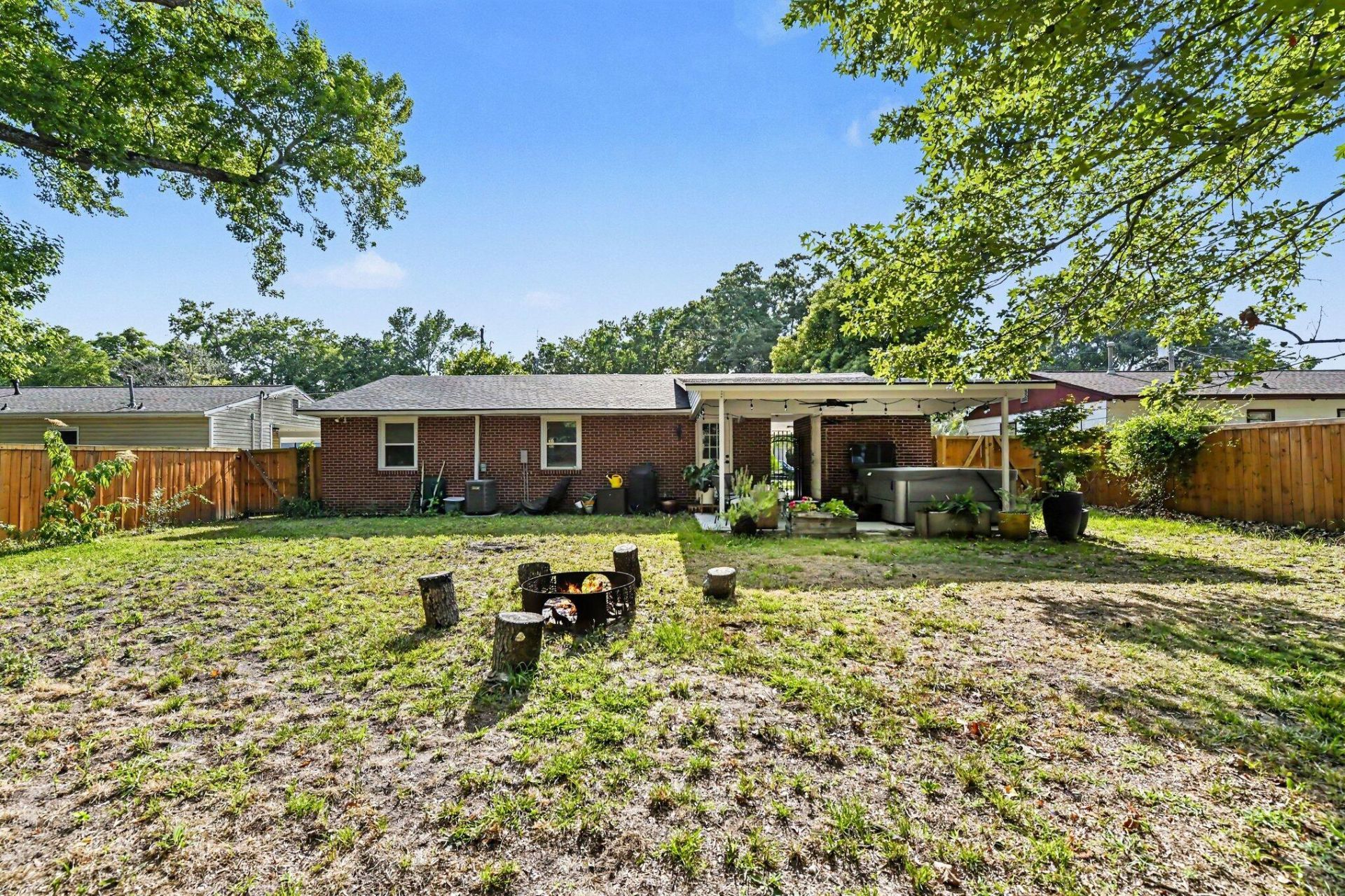 2633 Dellwood Avenue Photo 30