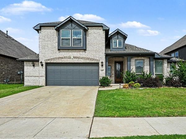 1107 Misty Ridge Drive, Justin, TX 76247