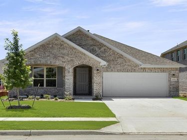 3525 Fathia Lane, Fort Worth, TX 76179