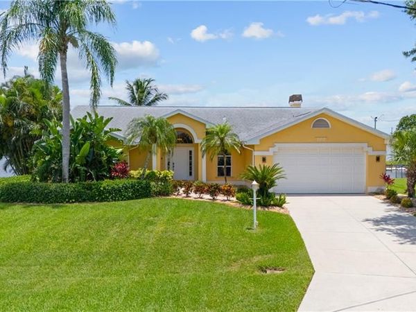 102 SW 9th ST , CAPE CORAL, FL 33991