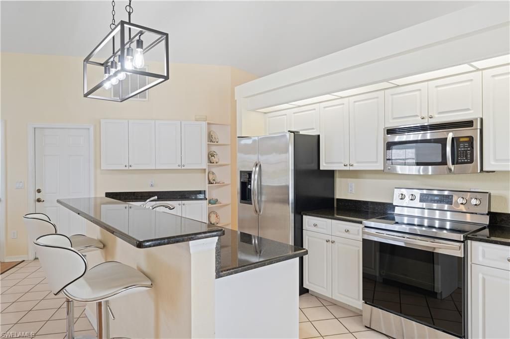 102 SW 9th St , Cape Coral, FL 33991 Photo