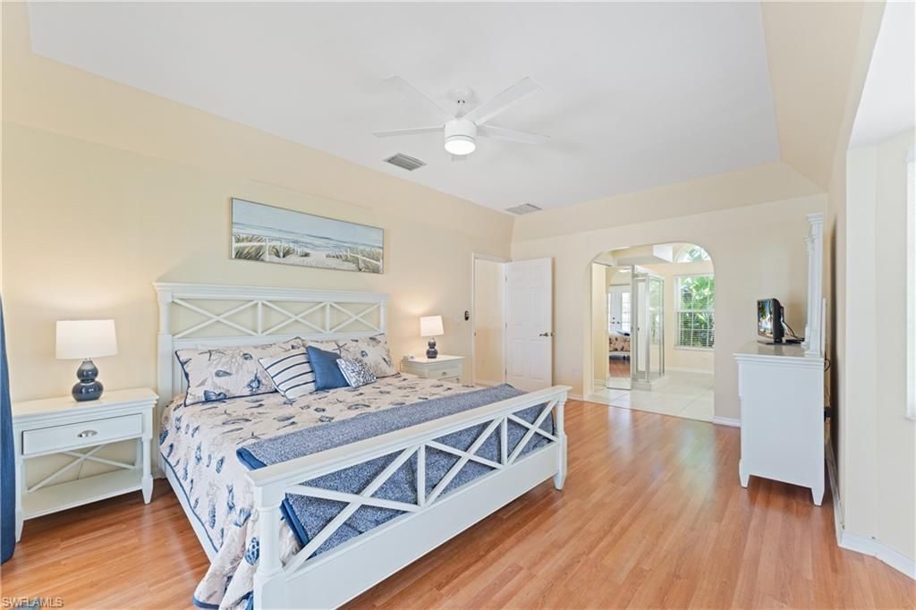 102 SW 9th St , Cape Coral, FL 33991 Photo