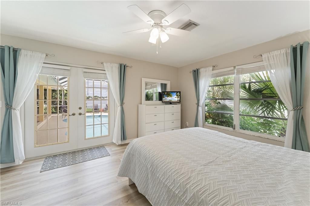 102 SW 9th St , Cape Coral, FL 33991 Photo