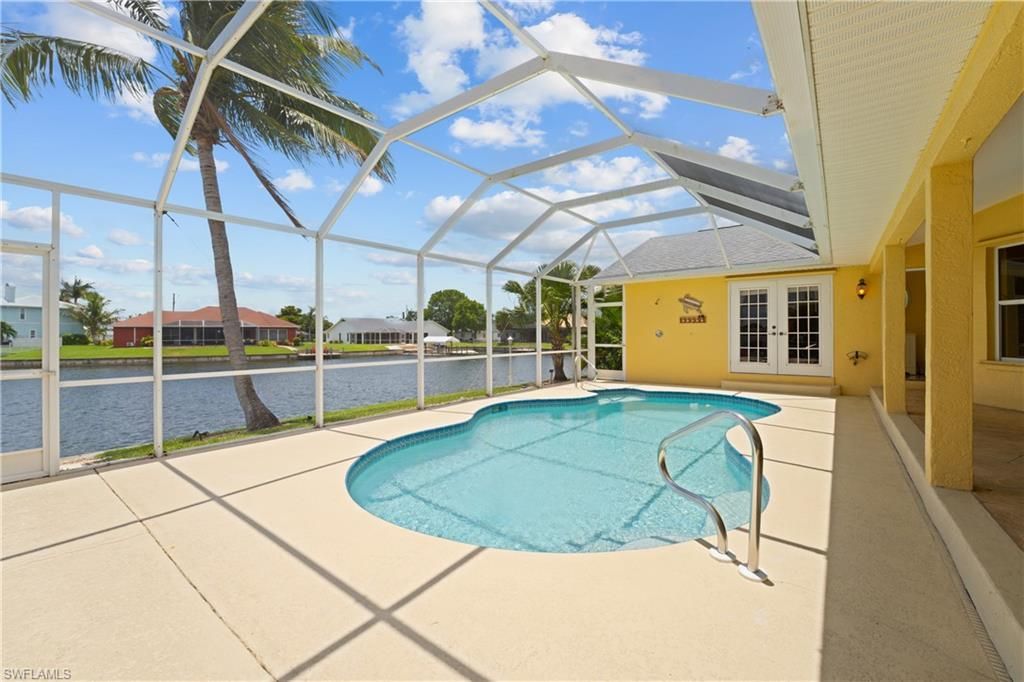 102 SW 9th St , Cape Coral, FL 33991 Photo