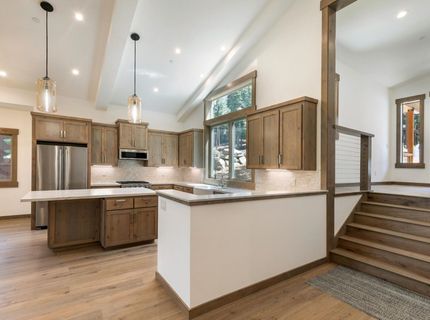 12290 Muhlebach Way, Truckee, CA 96161 Photo