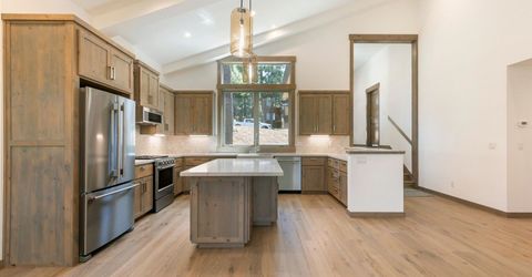 12290 Muhlebach Way, Truckee, CA 96161 Photo