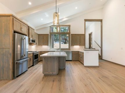 12290 Muhlebach Way, Truckee, CA 96161 Photo