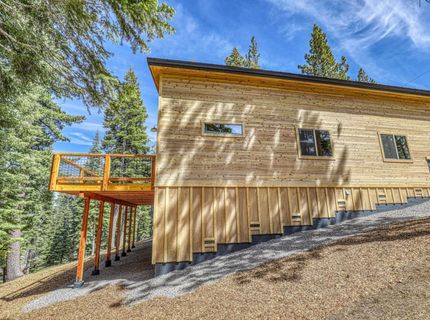 12290 Muhlebach Way, Truckee, CA 96161 Photo