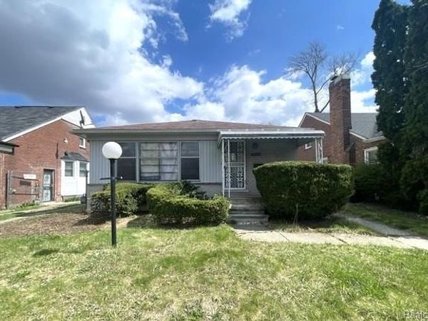 15728 Sussex Street , Detroit, MI 48227