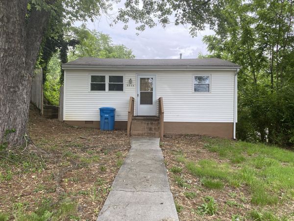 3905 Maine AVE NW, Roanoke, VA 24017