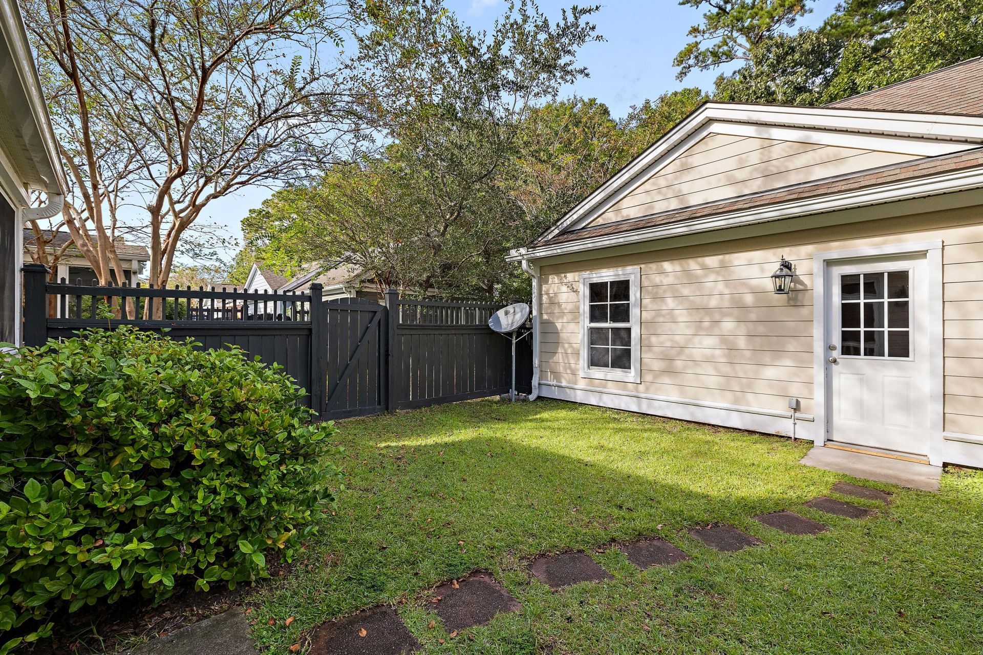 2600 Kings Gate Lane Photo 16