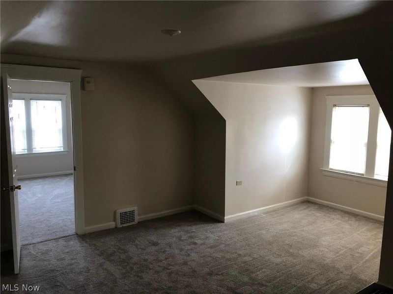 1274 Bonnieview Avenue, Lakewood, OH 44107 Photo 7