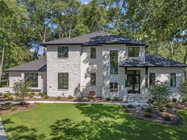 4864 Cinnamon Lane, Sylvania, OH 43560